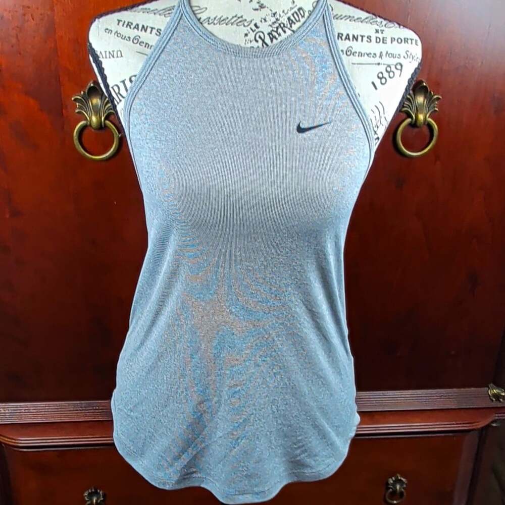 Nike Dri-FIT Women’s Gray Racerback Tank XS Lightweight Stretch AO9788-010